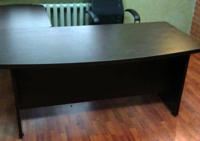 Стол руководителя с приставкой ФОРУМ